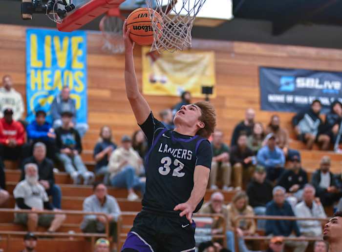 Carlsbad vs Faith Family Academy Torrey Pines Holiday Classic December 30, 2023 Photo-Justin Fine19